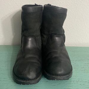 Men Ugg boots Size 9